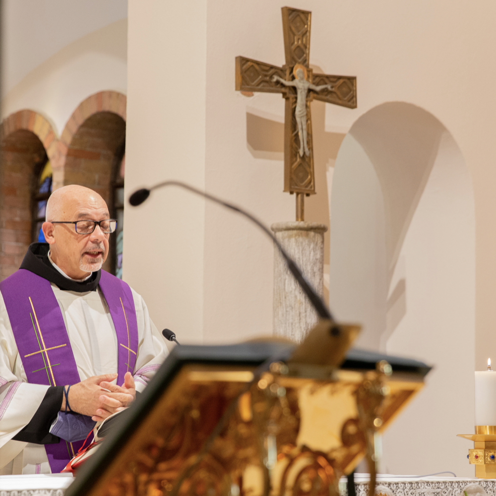 Celebrazione delle Lodi mattutine: imposizioni delle ceneri 